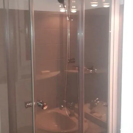 דירה Brothers בנדול