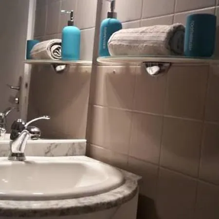 Apartment Brothers *