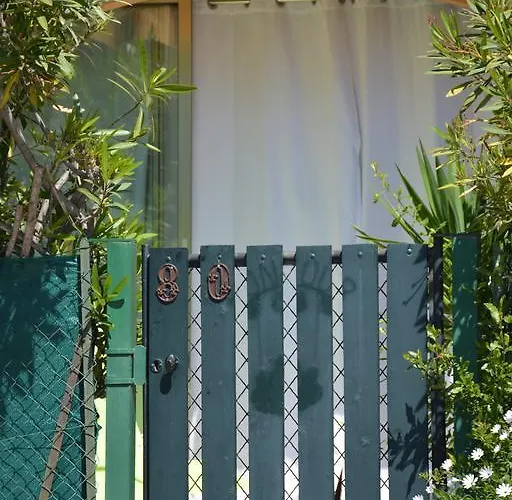 アパート Brothers バンドール